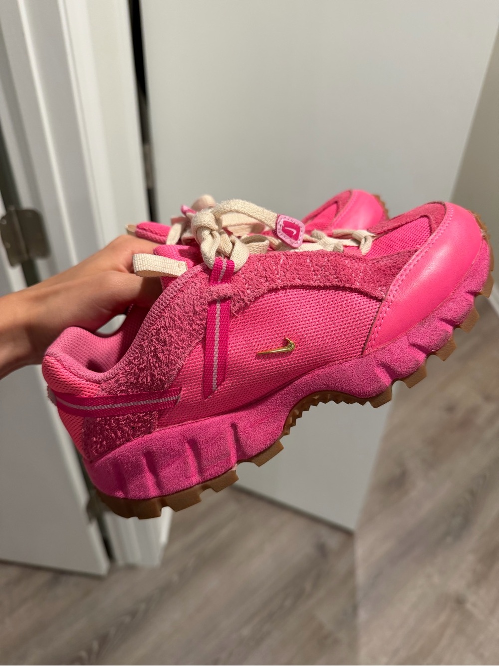 Jacquemus Bright Pink Mesh Sneaker with Cream Laces